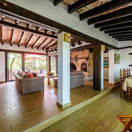 Agradable Cuarto De Hostal Sobre El Centro, Valle فالي دي برافو المظهر الخارجي الصورة